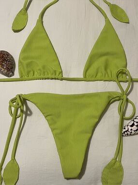 Benoa Swim Starfruit Set